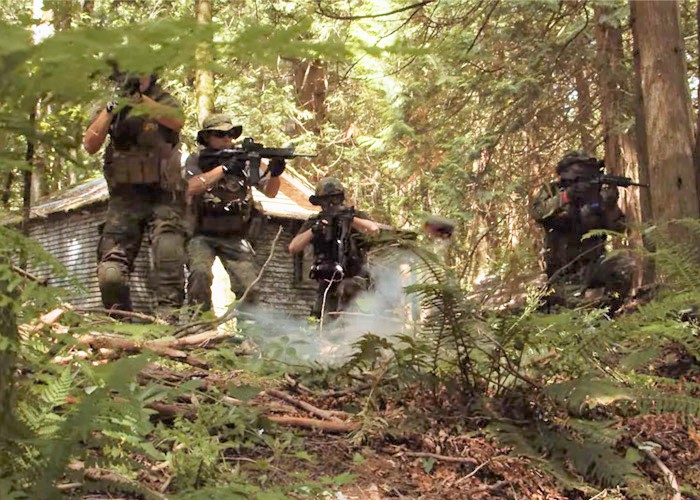 Airsoft Amigos: Taking Out An Entire Airsoft Squad