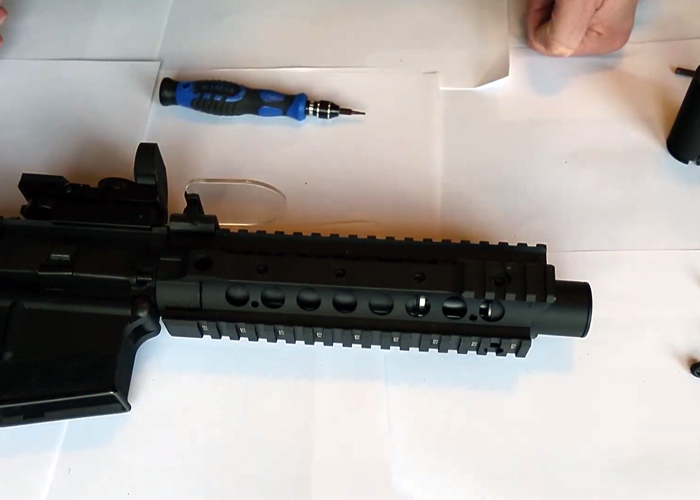 Airsoft Hicks: Nuprol Delta Freedom Fighter With Tracer Unit