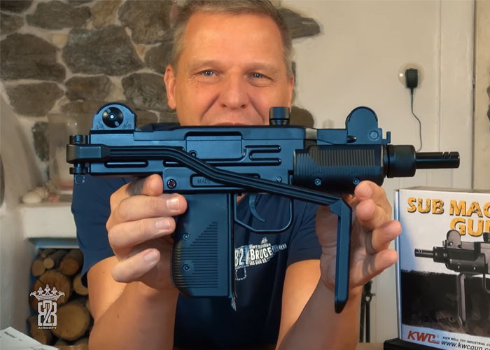 BB2K Airsoft Review Of The KWC UZI