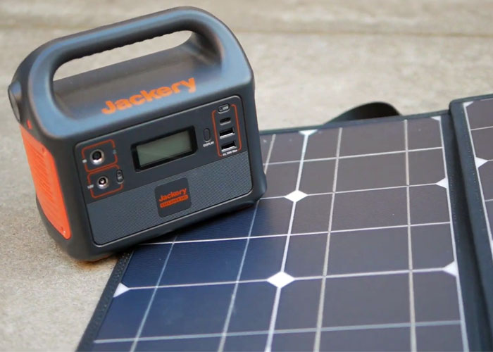Moondog Industries: Jackery 160 & Beleeb Solar Panels