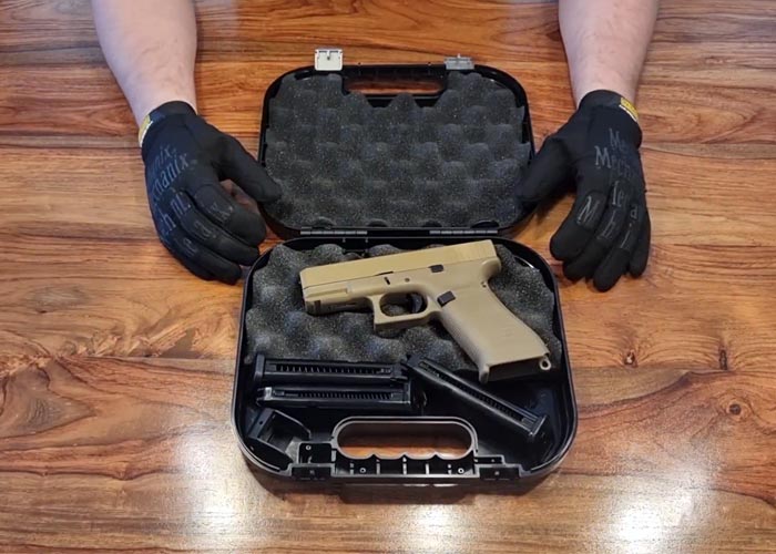Rock Bottom Airsoft's Takes A Look At The WE EU G19X GBB