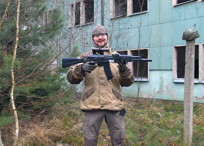 TNT-Germany On The E&L AK104/105 AEG