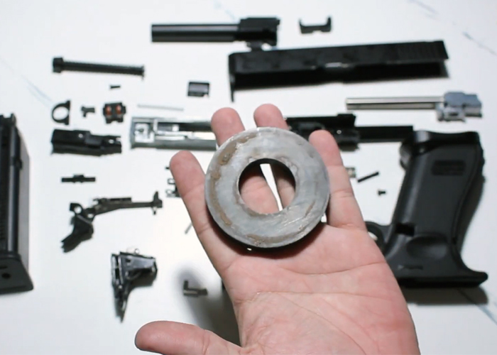 Cley Films E&C Glock 17 Gen5 GBB Pistol Steel Parts Magnet Test 
