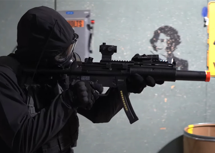 Airsoft Headquarter's Elite Force MP5 SD6 Elite Review