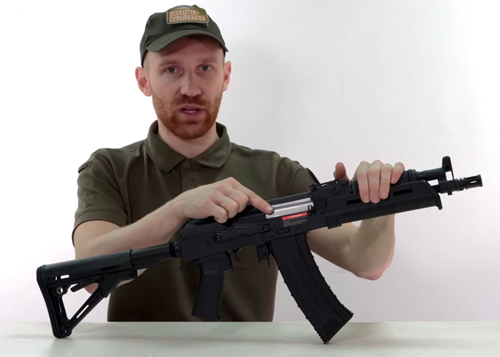 Strike Planet CYMA CM680F AK Custom AEG