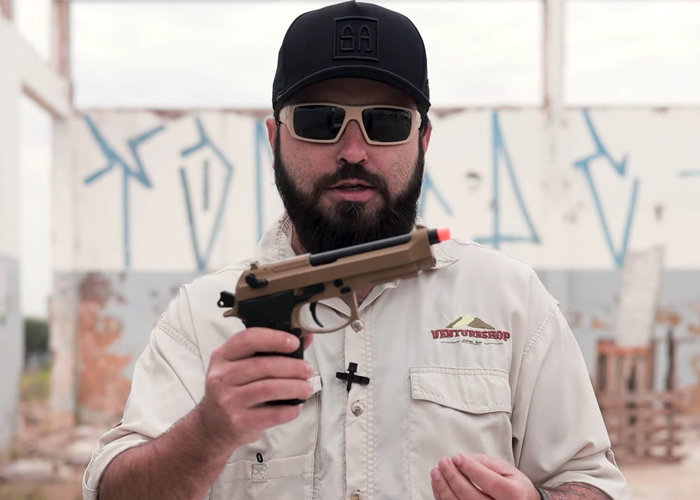 Venture Shop WE M9 Navy Tan Gas Blowback Pistol