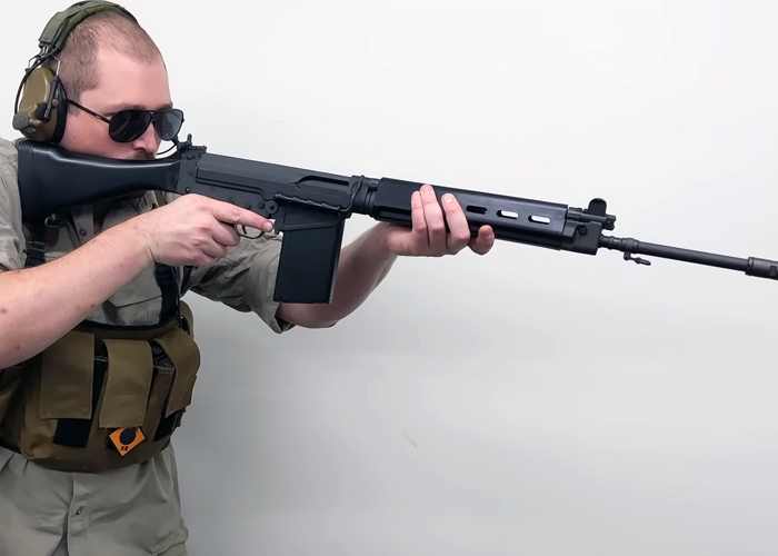 Explosive Enterprises Reviews The VFC LAR GBB Rifle