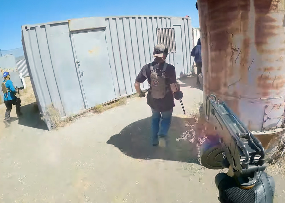 Comrade Quiche Airsoft VZ61 Gas Blowback Machine Pistol With HPA-Tapped Drum Mag Gameplay