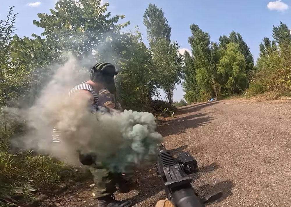 Glitch Army Airsoft Comparison Of Smoke Grenades In Airsoft