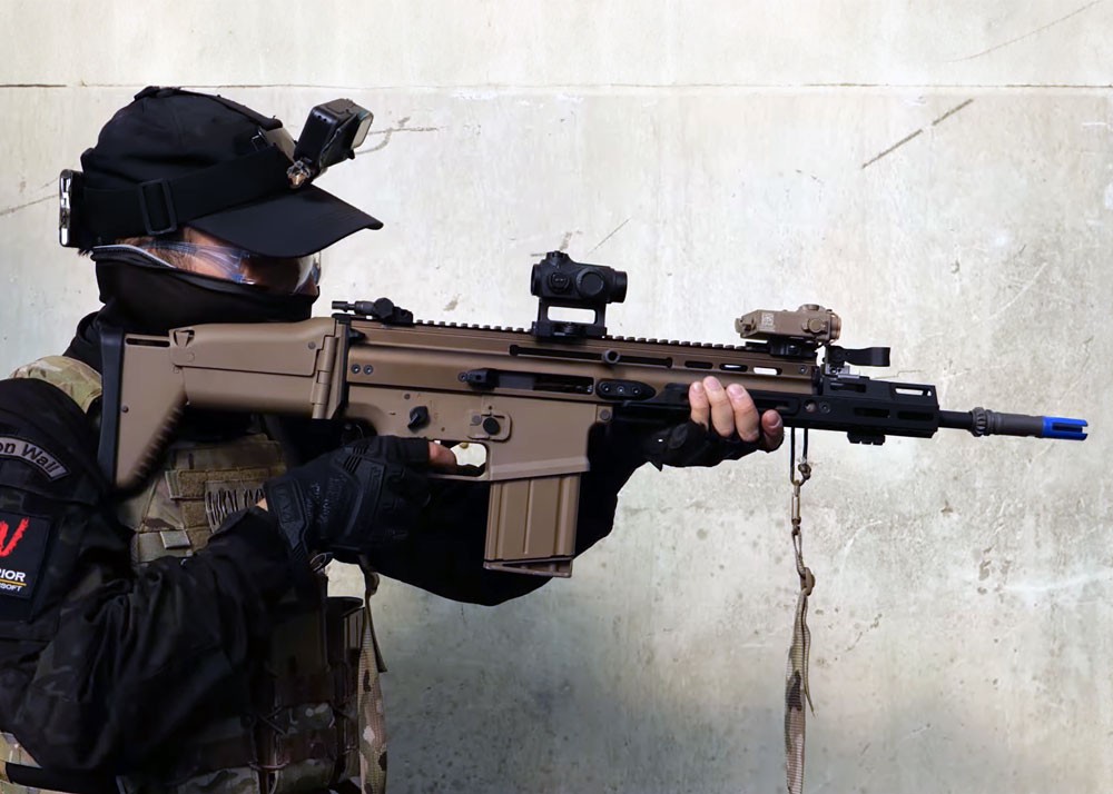 Molcom Tests The WE FN SCAR-H MK17 GBBR