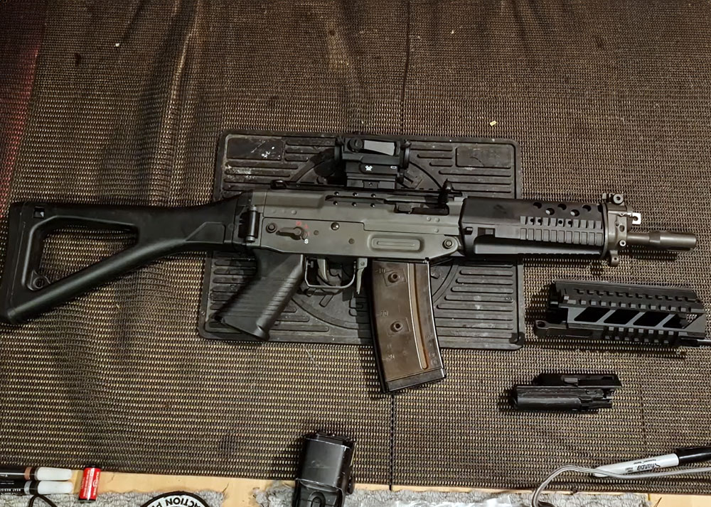 HTIS GHK Airsoft SIG 553 GBB Review
