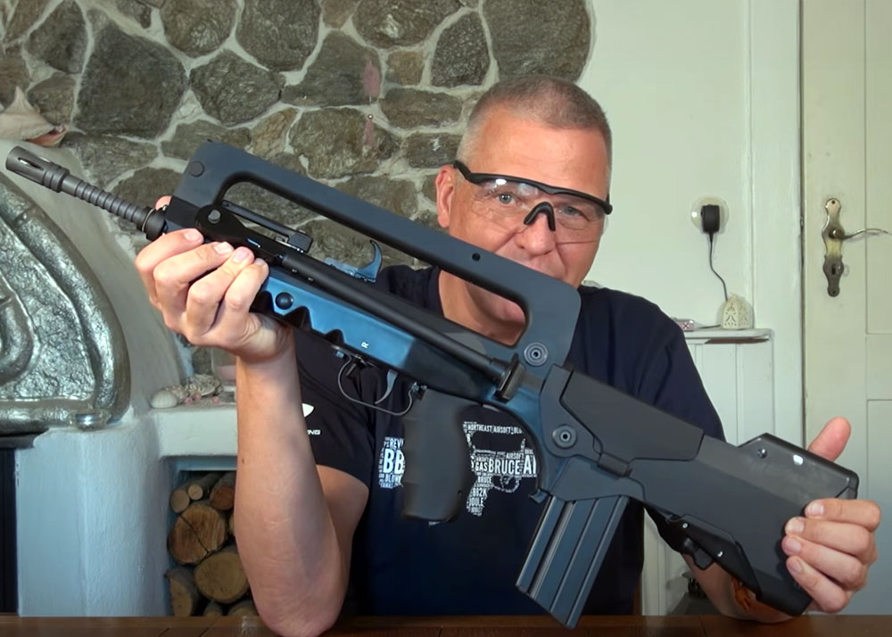 BB2K Airsoft Northeast FAMAS F1 GBB Unboxing