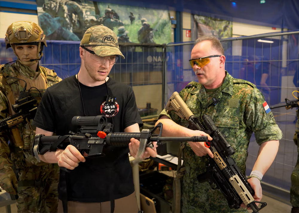 Heavy Recoil Club The Dutch Service Rifle As An Airsoft GBBR