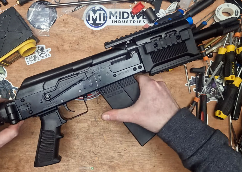 Jaeger Precision Checks The Tokyo Marui Saiga 12 SBS GBB