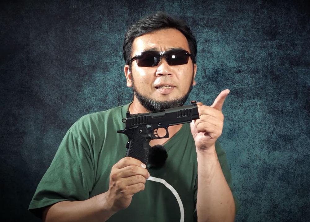 Hyperdouraku's EMG Staccato XC 2011 GBB Pistol Review