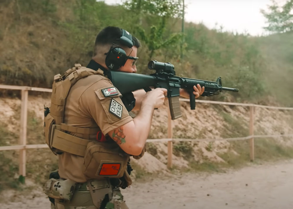 Simply Aritz Does Some Real Steel Shooting In Poland