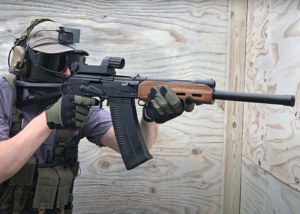Explosive Enterprises: Load-Bearing Equipment for Airsoft