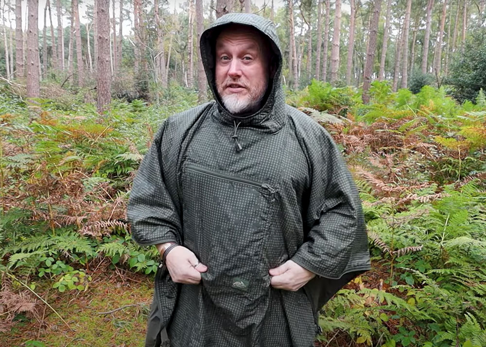 Moorlander EDC On The Helikon-Tex Swagman Roll