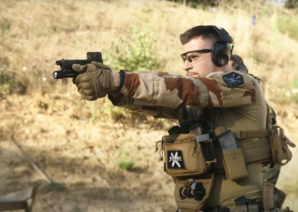 Simply Aritz Handgun Training With The Glock 19