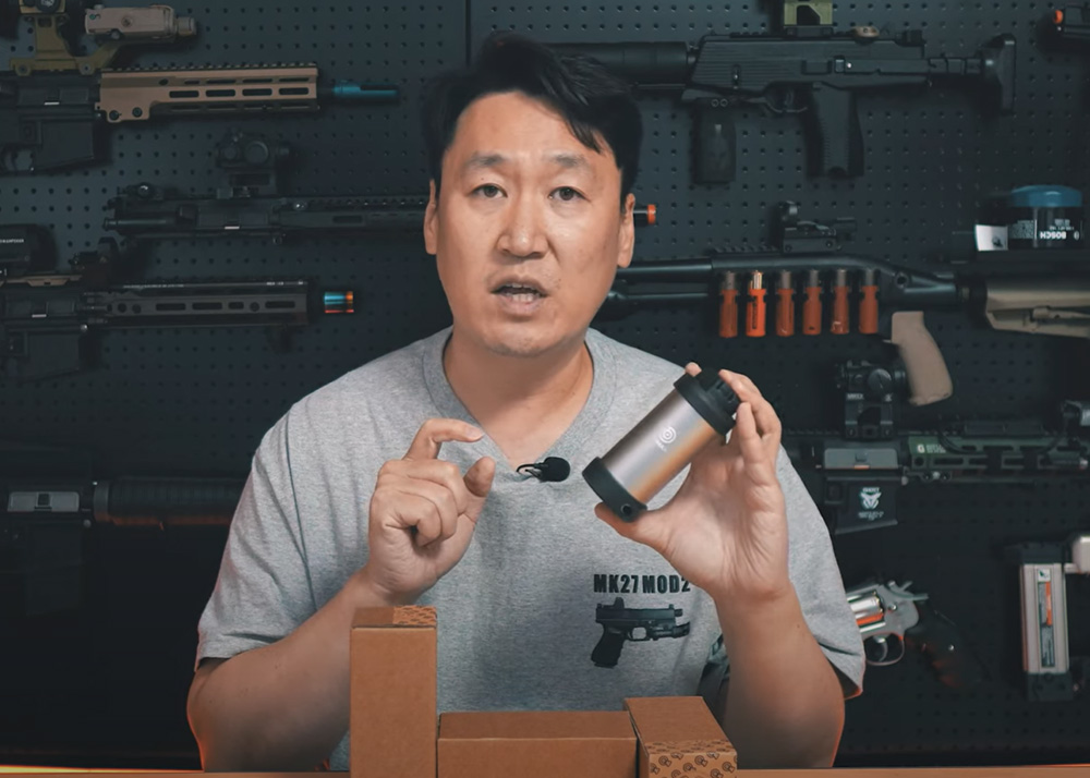 Ahjae TV 40MAX Whirligig II Grenade Review
