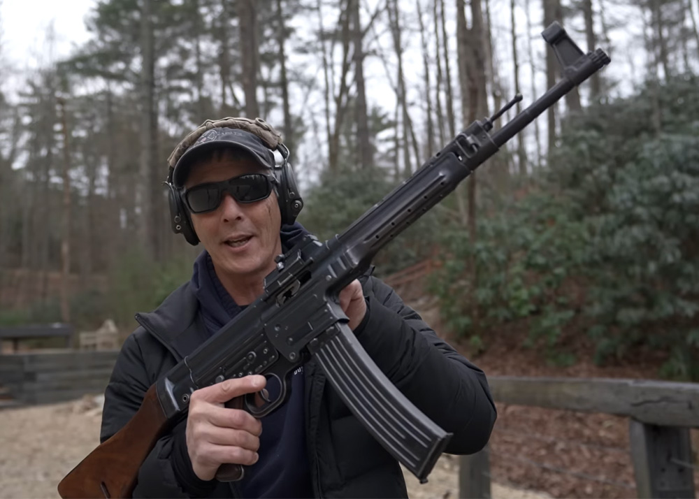 X-Ring The Sturmgewehr STG-44 As The First Assault Rifle
