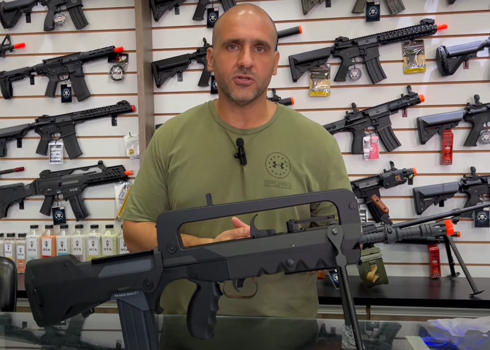 GM Tatico Cybergun FAMAS F1