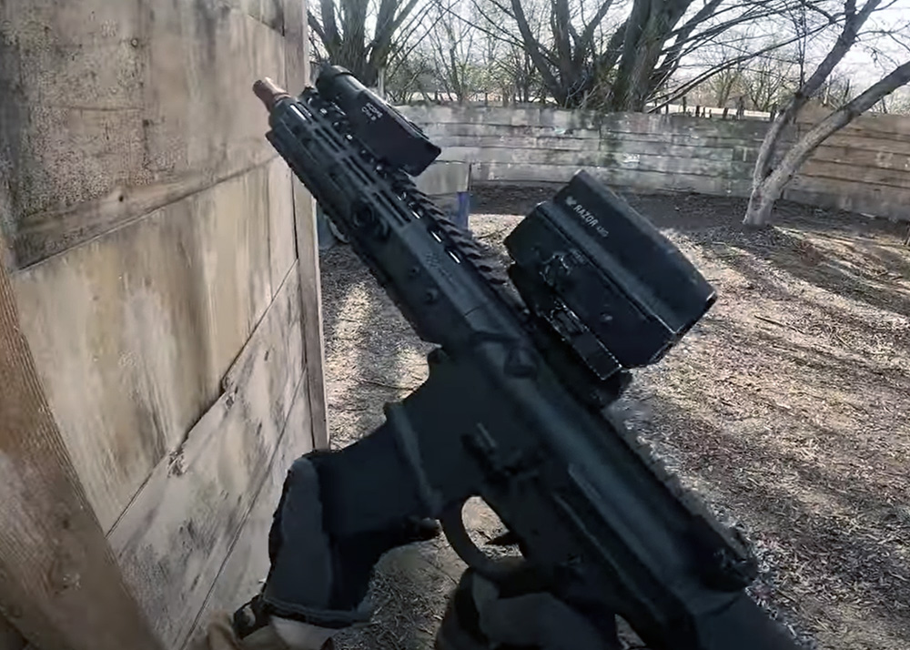 AirsoftNEXT Double Eagle EMG Noveske N4 Ghetto Blaster 10.5" GBB Gameplay