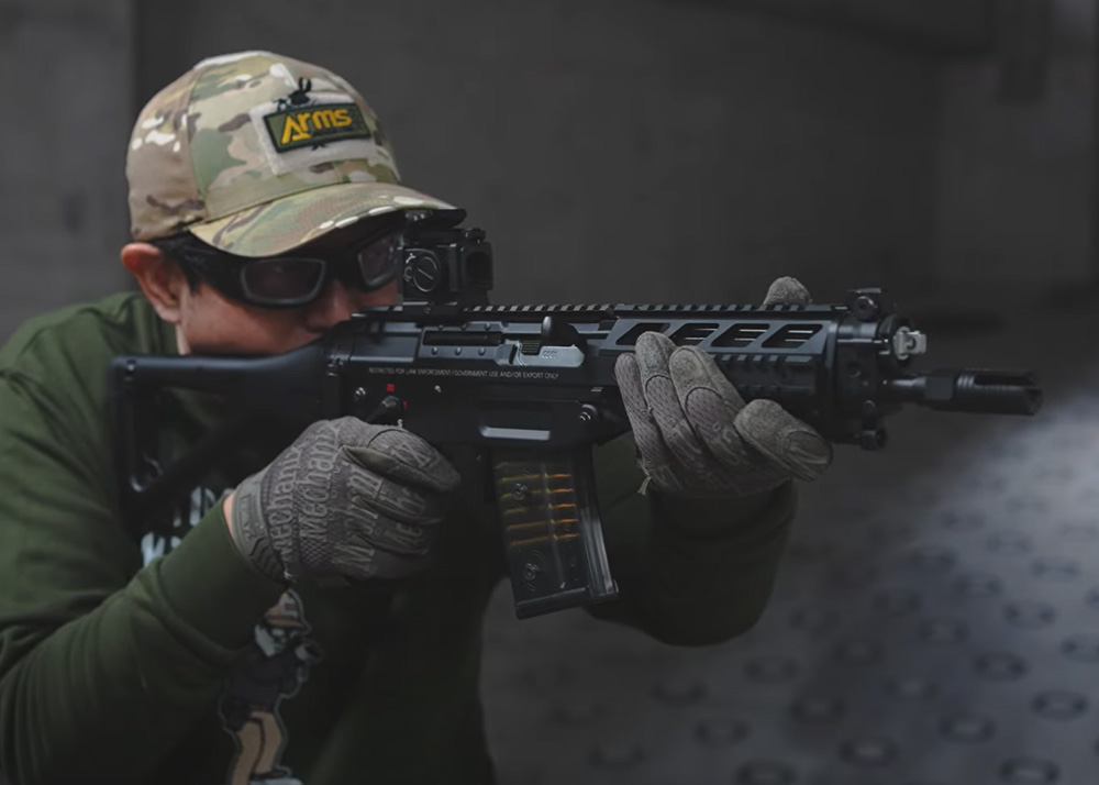 Arms Magazine: Tokyo Marui SG553 Plus AEG