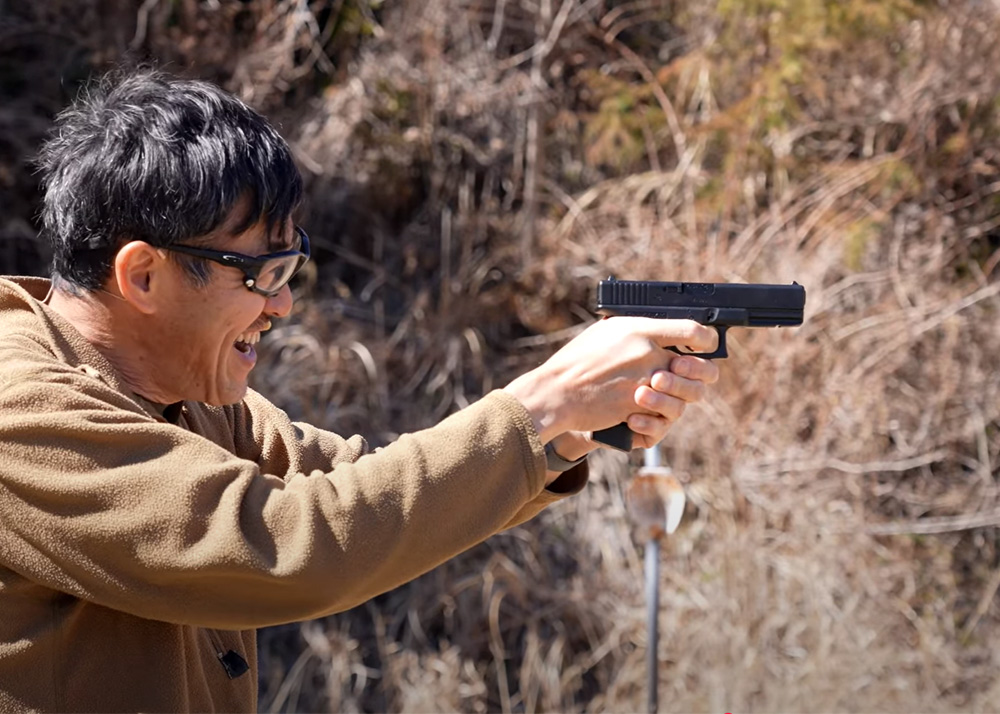 Mach Sakai: Tokyo Marui Glock 22 GBB Pistol