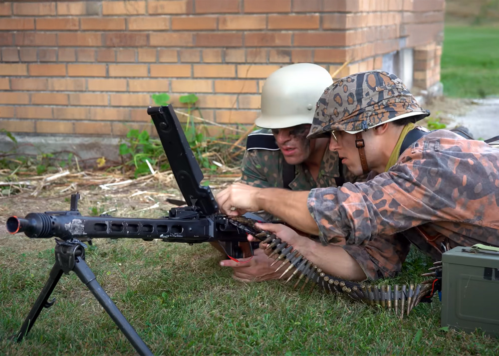 Airsoft Alfonse's Custom "Belt Box Magazine" Mayhem