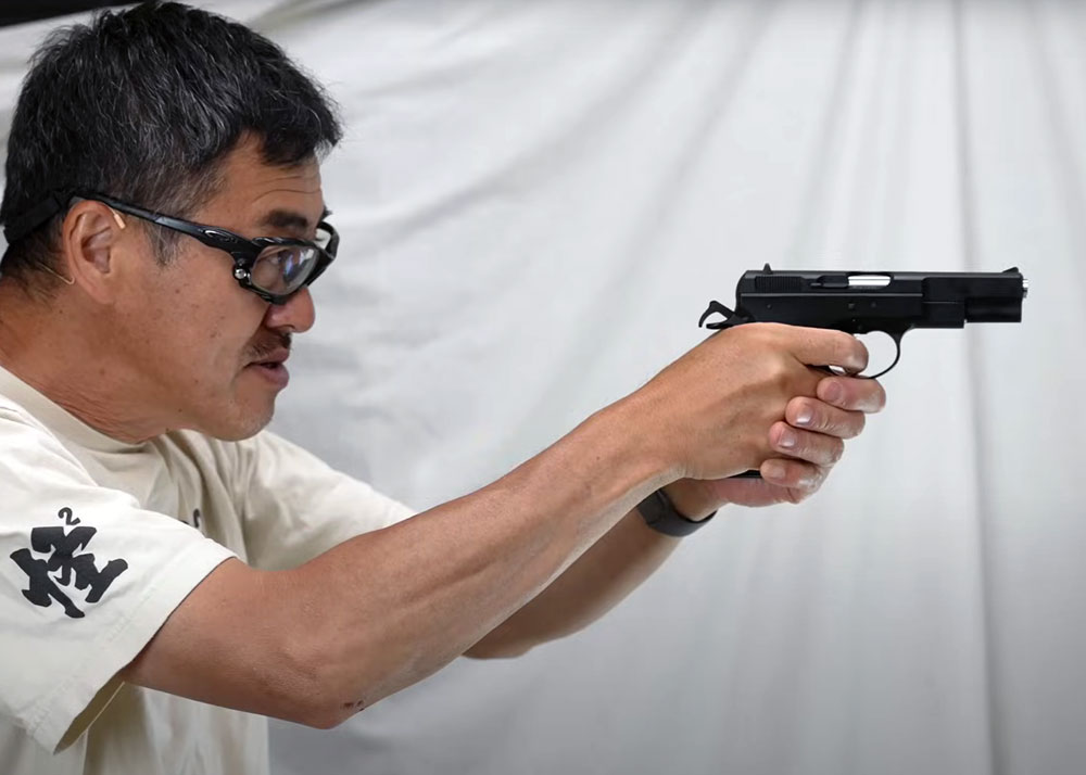Mach Sakai: KSC Cz75 1st ABS
