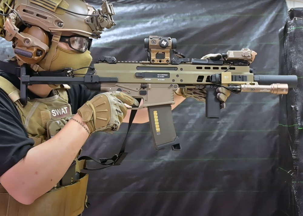 C.X. Airsoft Unboxing The Double Eagle APC556