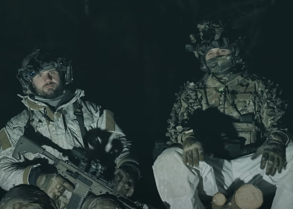 Falcon Claw: Thermal versus Night Vision Tactical Scenarios