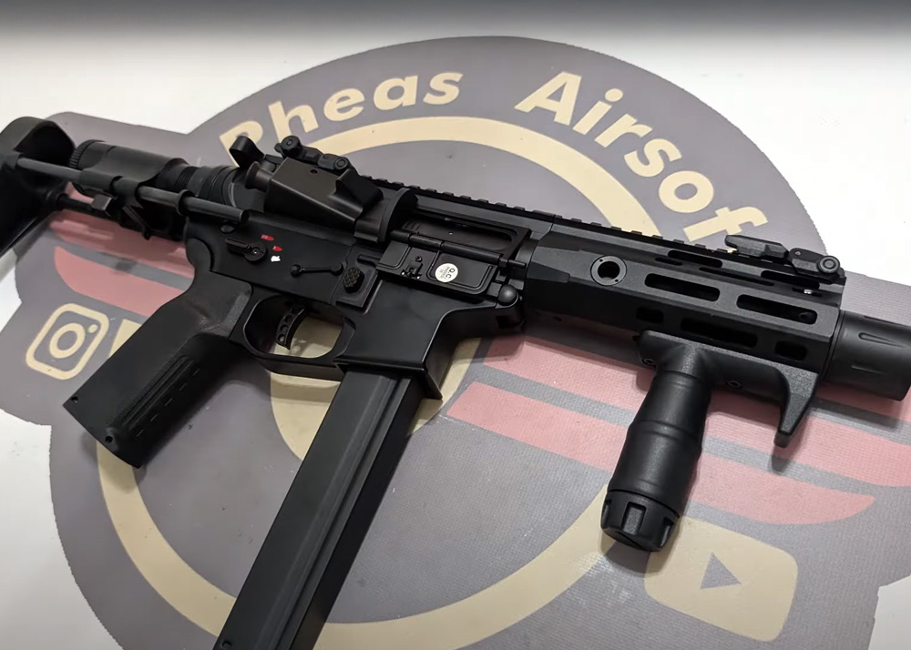 Pheas Airsoft CYMA Platinum CM.106 AR-9 PDW Unboxing
