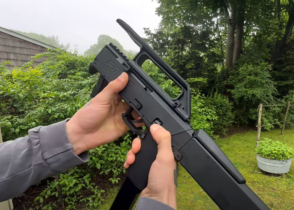 Stupid Airsoft Unboxes The Poseidon/ACETech FMG9
