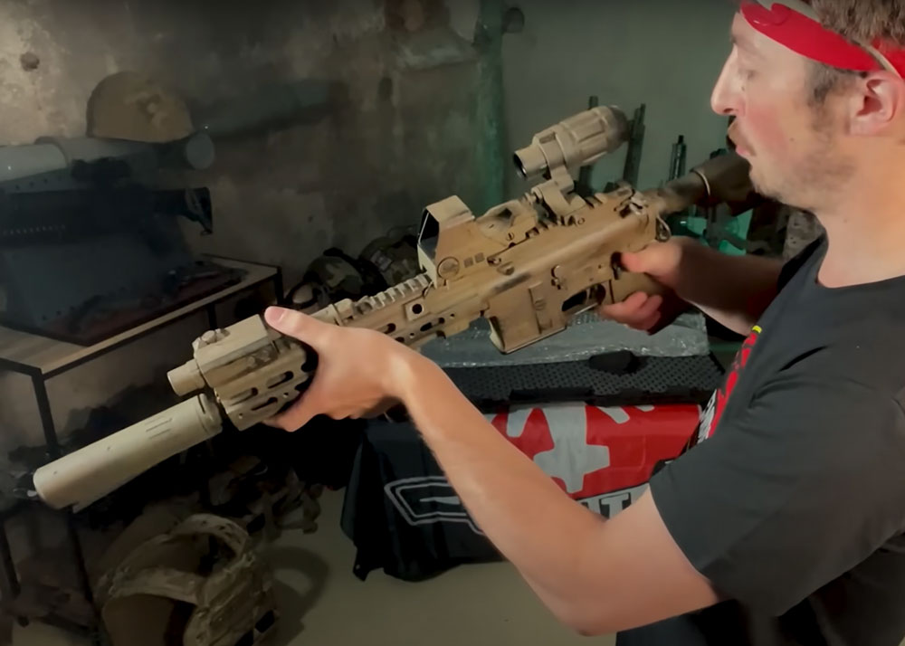 Kouinia Dark Hearts/Cœurs Noirs Airsoft Replica Unboxing