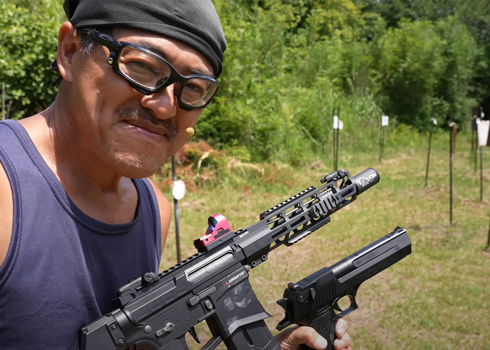 Mach Sakai: Ice vs Desert Eagle, CAT, & Minigun