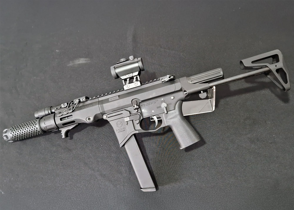 Middle Aged Gamer's VFC Maxim Defense MD9 GBBR Review