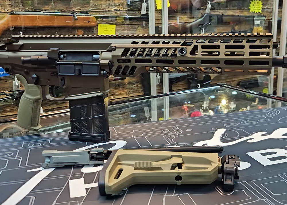 Paradise Hobby: PROW XM7 Gas Blowback Rifle | Popular Airsoft