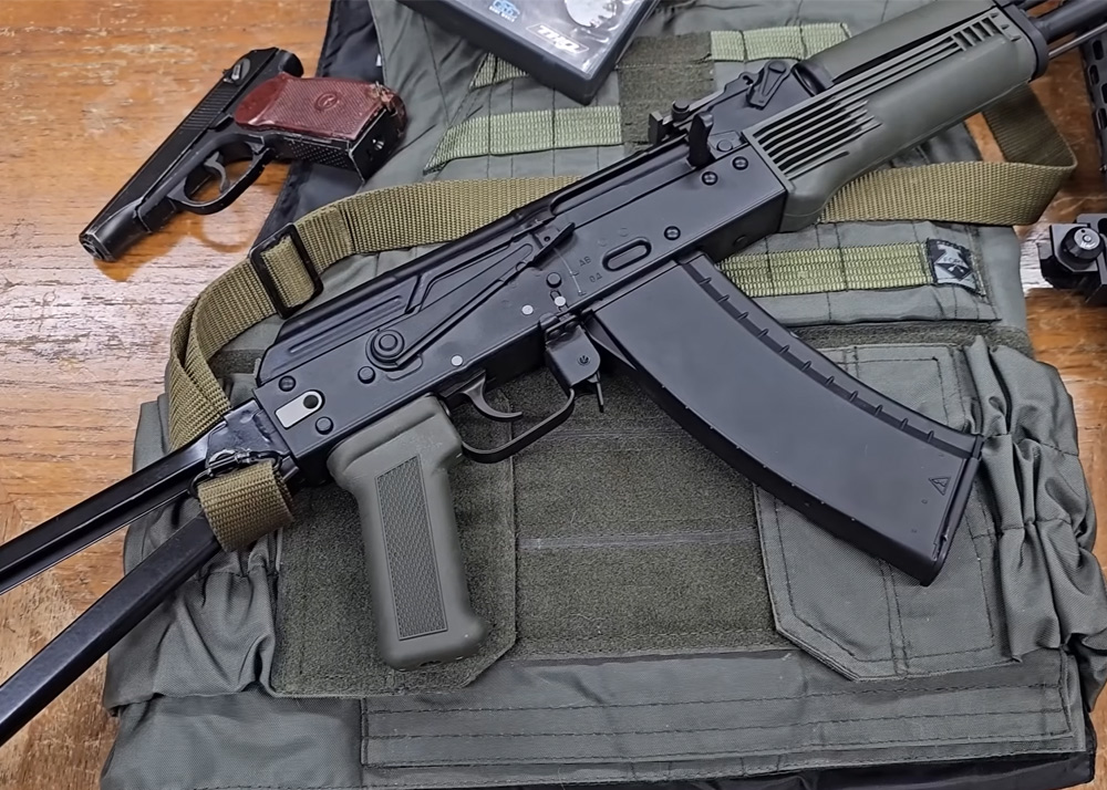Explosive Enterprises: Unboxing Your First Airsoft GBBR