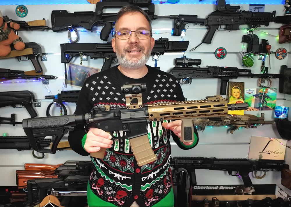 L'Antre Du Dingo John Ding Electric Blowback AEGs