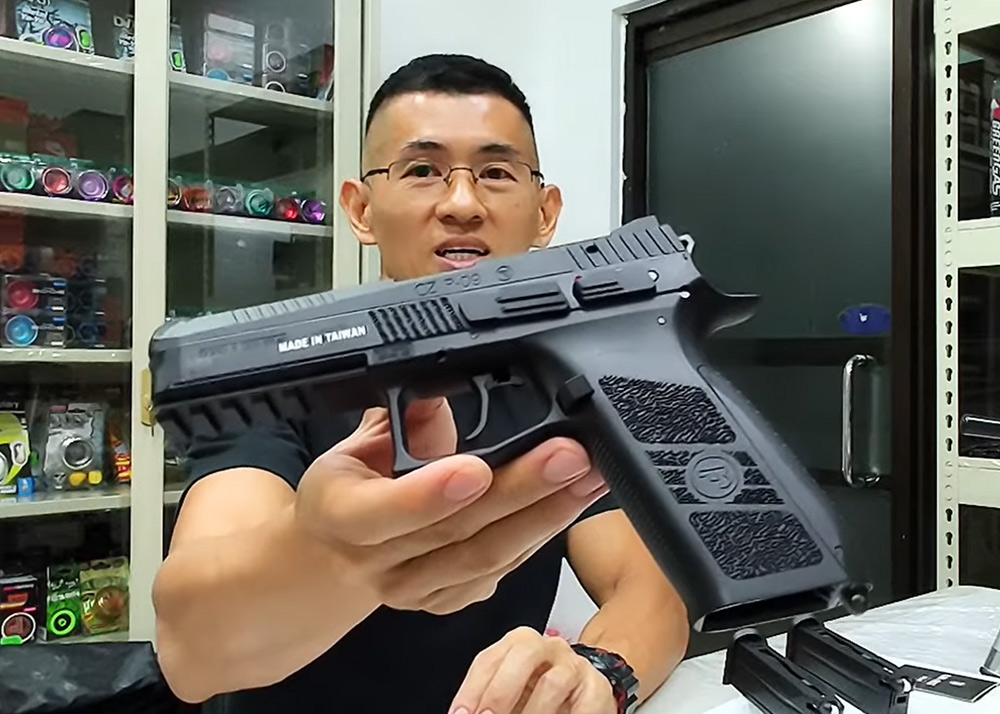 Redmantoys Test The KJ Works CZ P-09 GBB Pistol | Popular Airsoft