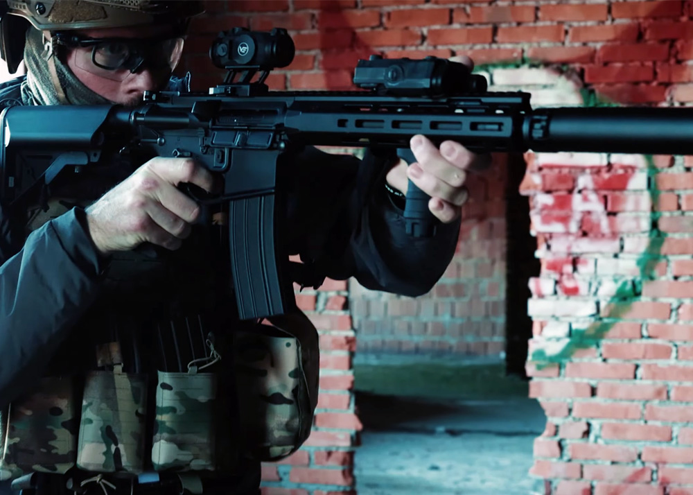 Taiwan Gun WELL PRO WE13 KAC M4/AR-15 with ETU