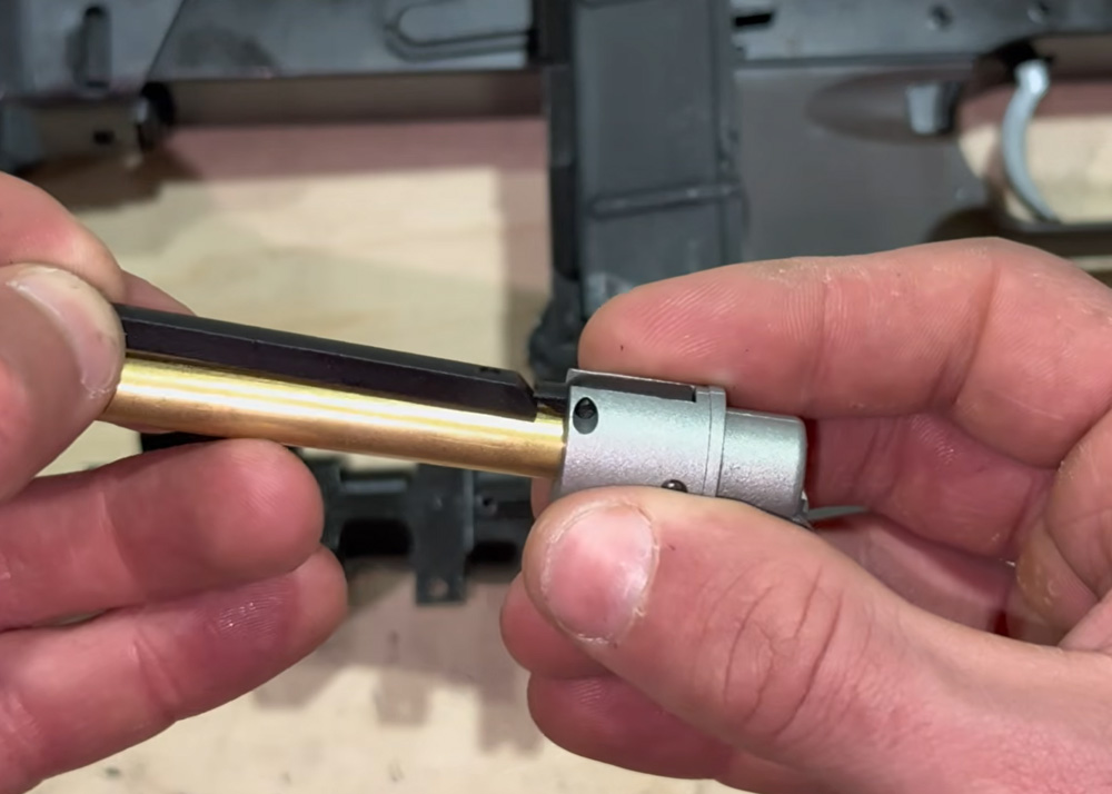 Stupid Airsoft Installing The Raptor SR2M GBB Hop-Up Bucking