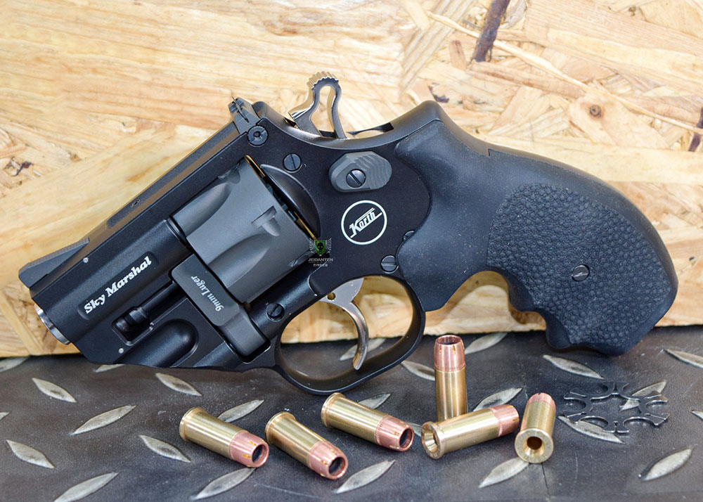 Jeidanten: ARES Korth Sky Marshal CO2 Revolver