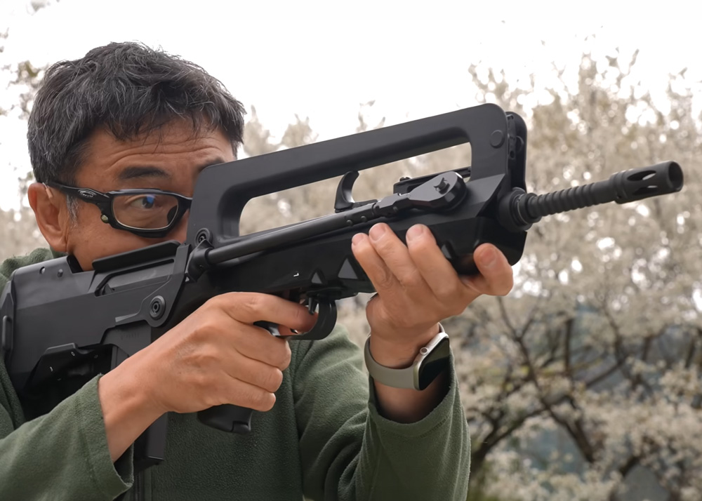 Mach Sakai: Northeast FA-MAS F1 GBB