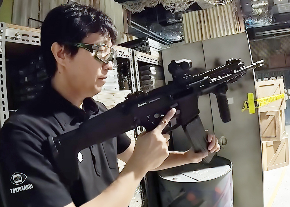 Hyperdouraku At The Tokyo Marui Type 20 GBB Pre-Release Shoot