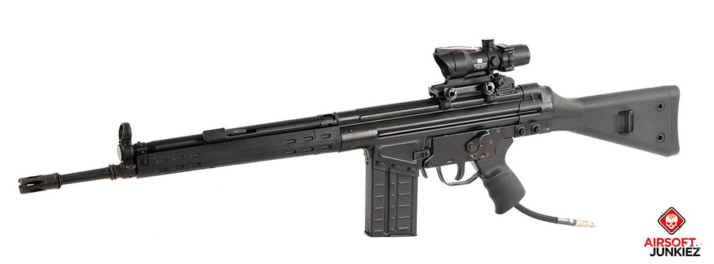 Airsoftjunkiez Custom Expert Series: LCT G3 02