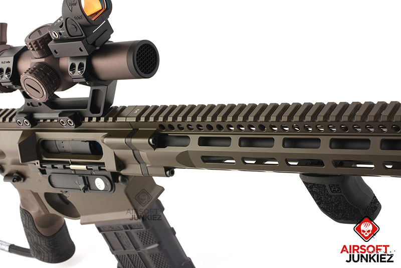 Airsoftjunkiez Expert Daniel Defense HPA DD5 DMR 06