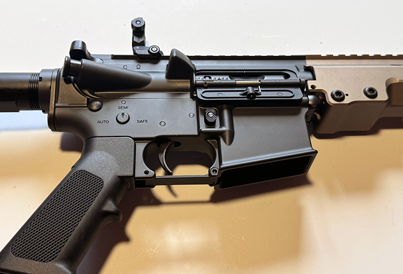 CYMA CGS T8 SP System Colt MK16 9.5" GBB 09